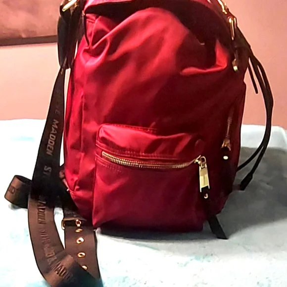 Steve Madden mini backpack - Picture 3 of 12